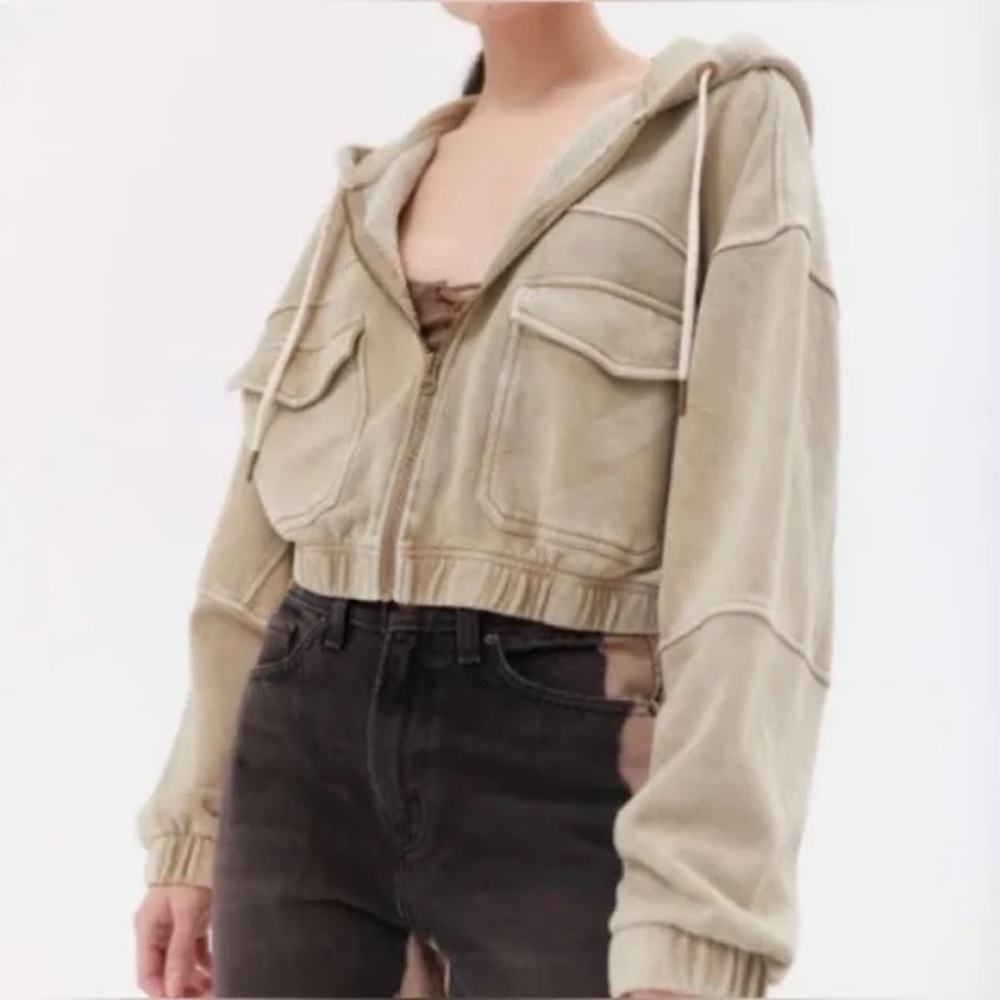 Urban Outfitters Yogi Fleece Cropped Zip-up Sweatshirt